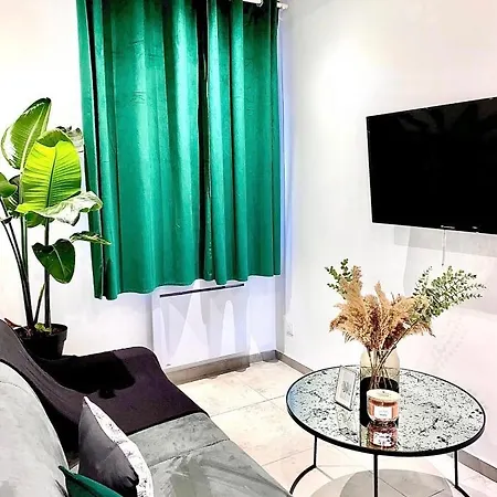 Apartment Jungle Garage Prive Netflix *